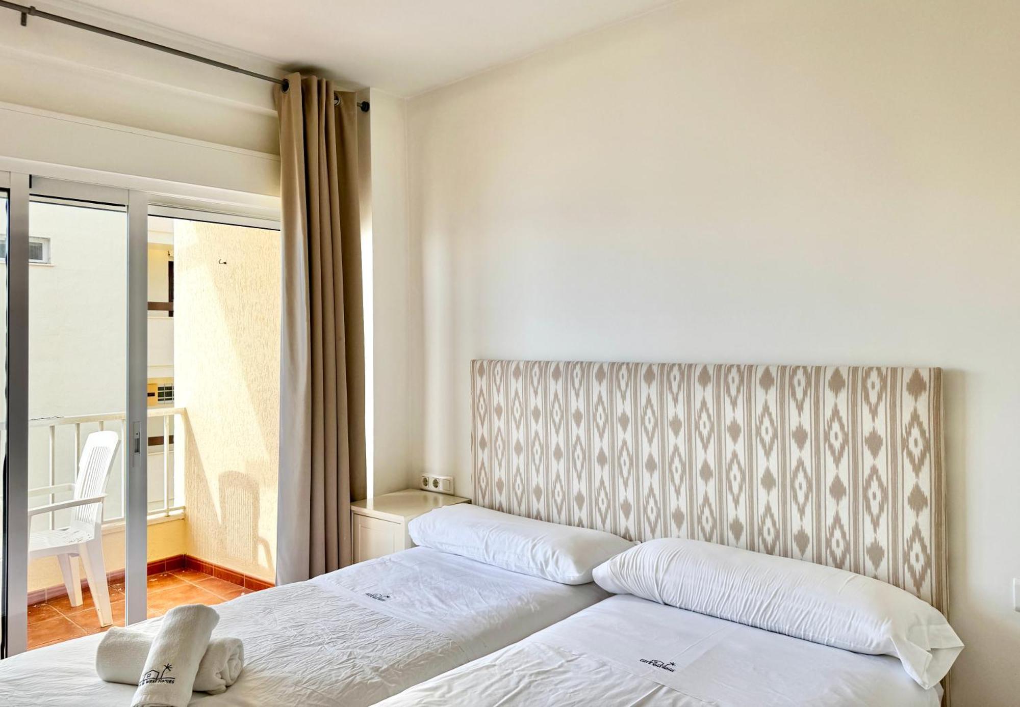 Cibeles Beachfront - Eaw Homes Apartamento