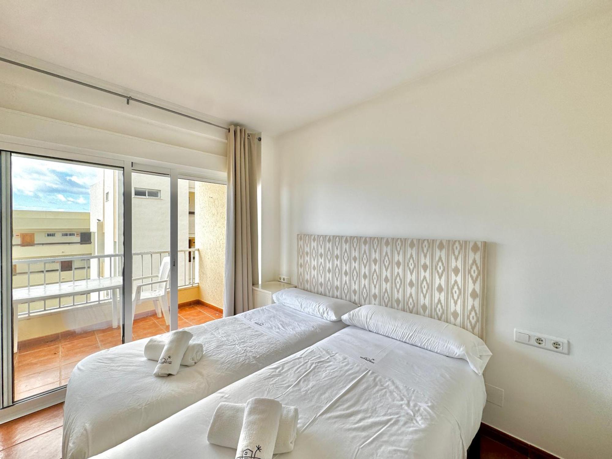 Cibeles Beachfront - Eaw Homes Apartamento